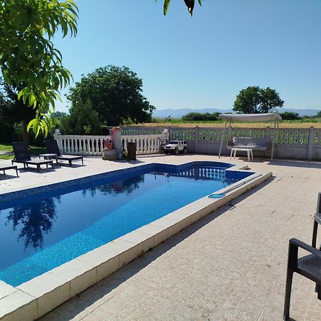 V & V Villa Lalince Extérieur photo
